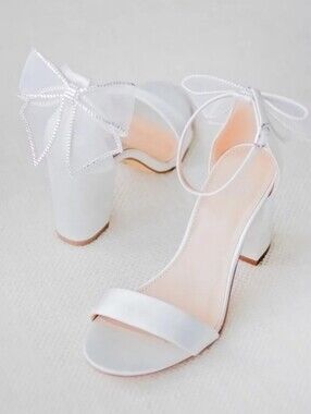 Kate Whitcomb Lillian (Bow) style shoes Size 8